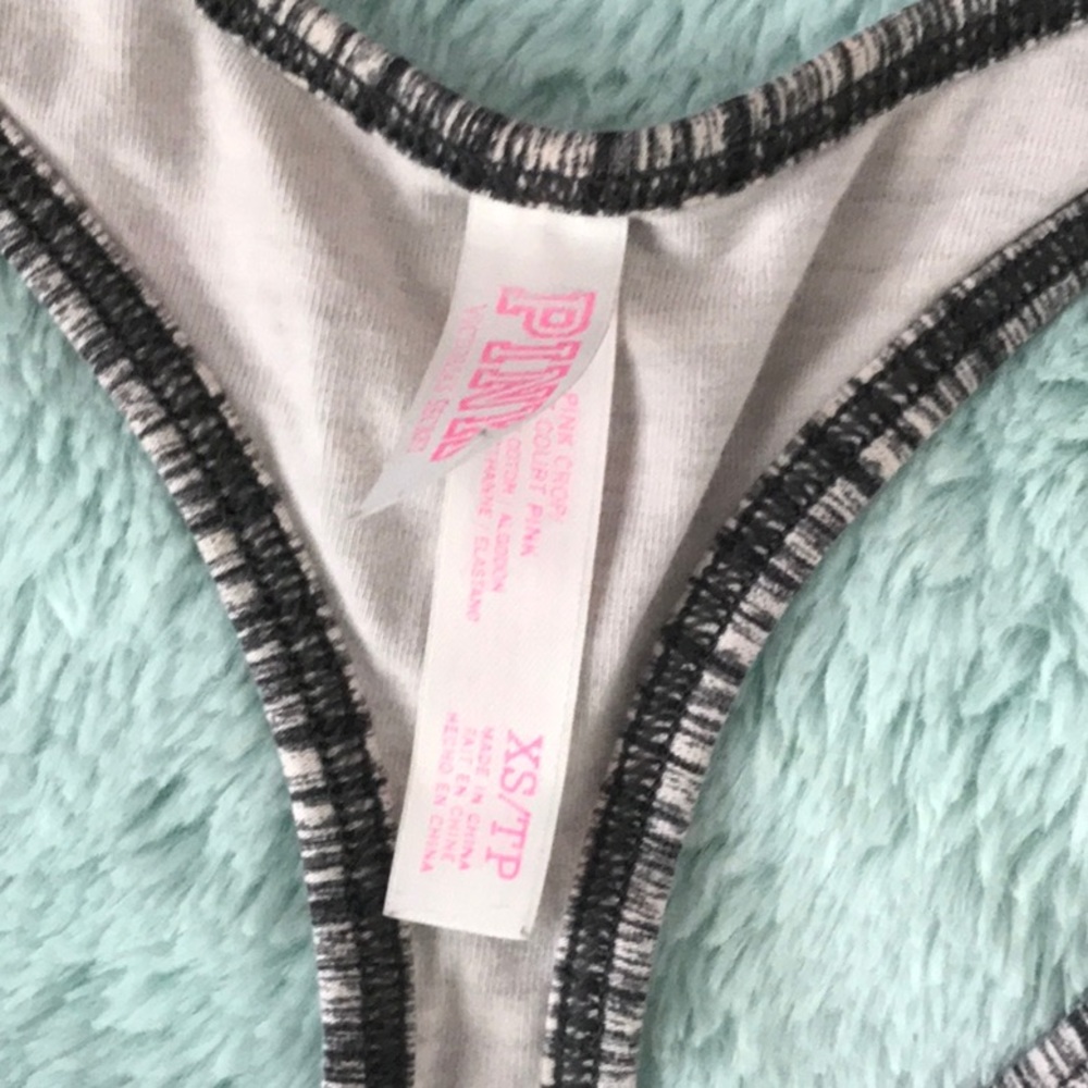 Pink sports bra - Picture 2 of 2